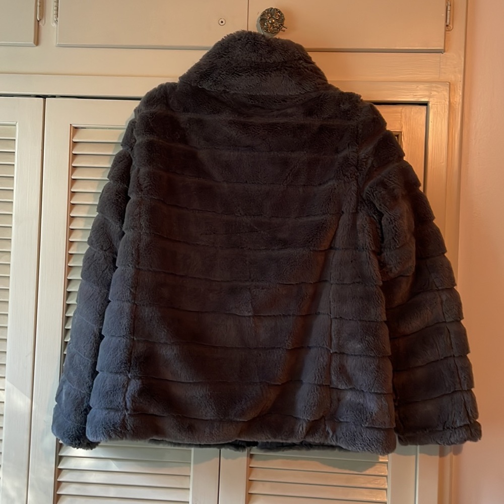 Reversible puffer jacket - Picture 4 of 6